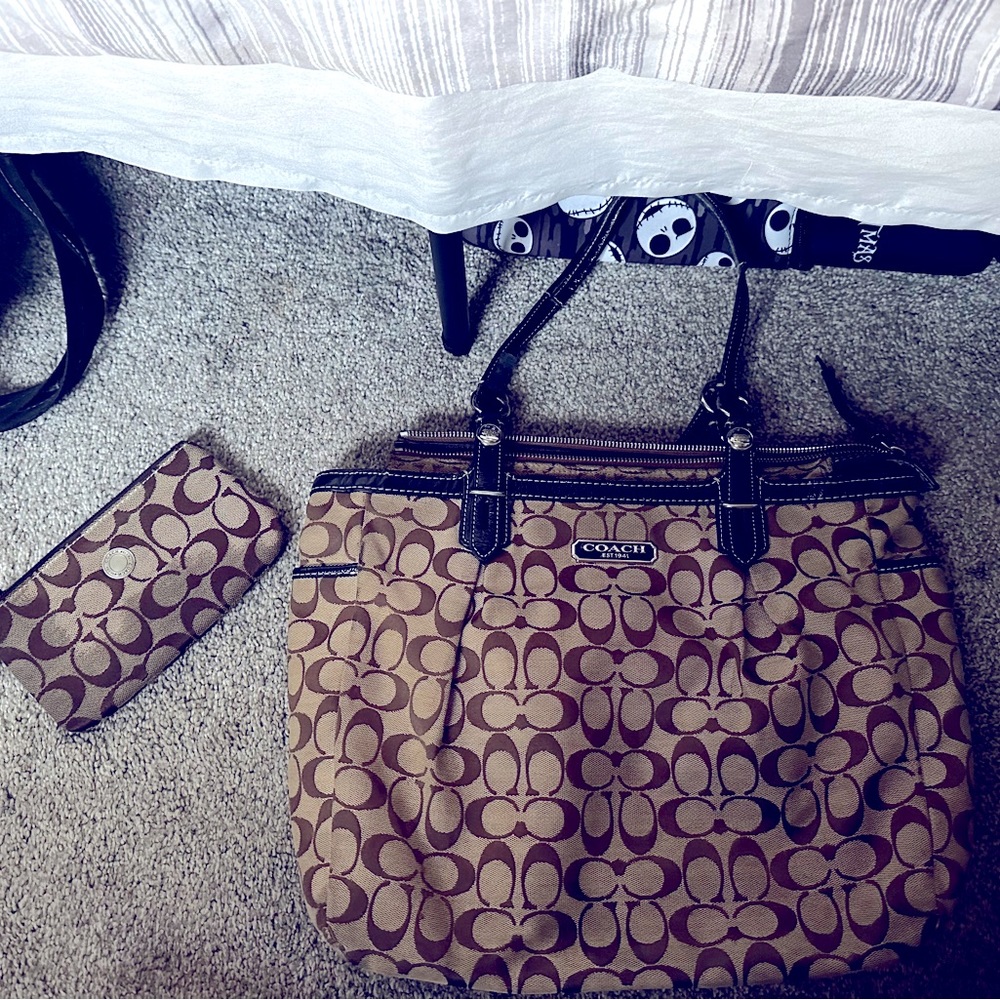 Coach purse and matching wristlet wallet